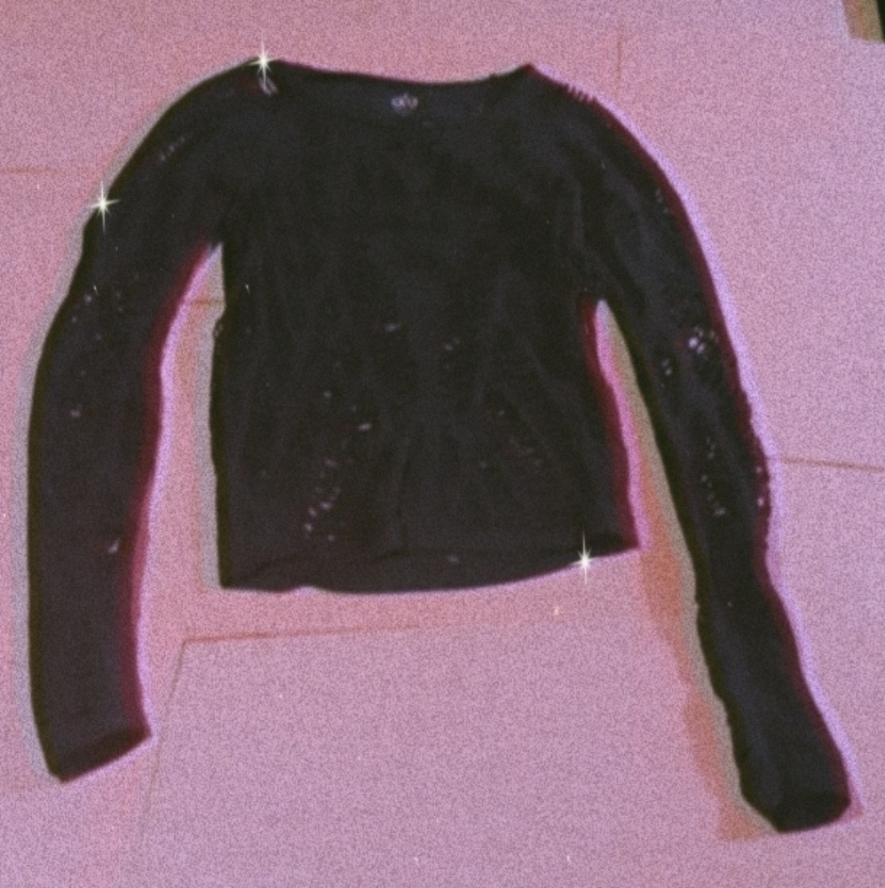 I am selling a clothe that I us with dresses